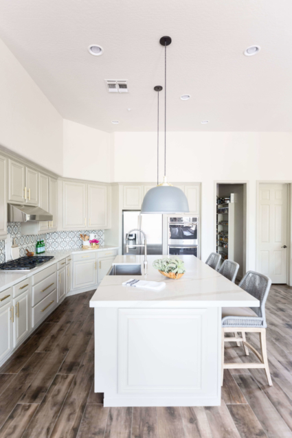 Contemporary kitchen interior design Scottsdale