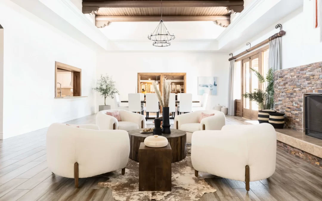 Modern Southwest vs. Mid-Century Modern: What’s Right for Your Scottsdale Home?