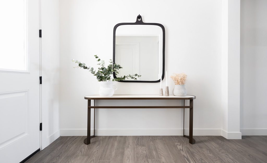 Decorate a Console Table - Ideas to Consider Decorate a Console Table - Ideas to Consider