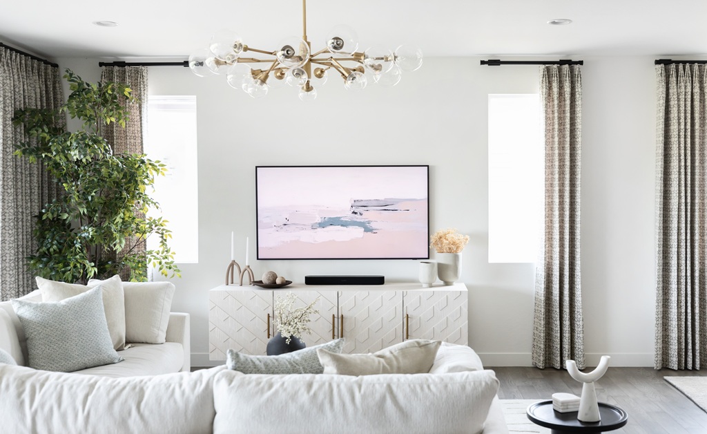  Bright modern living room with TV decor